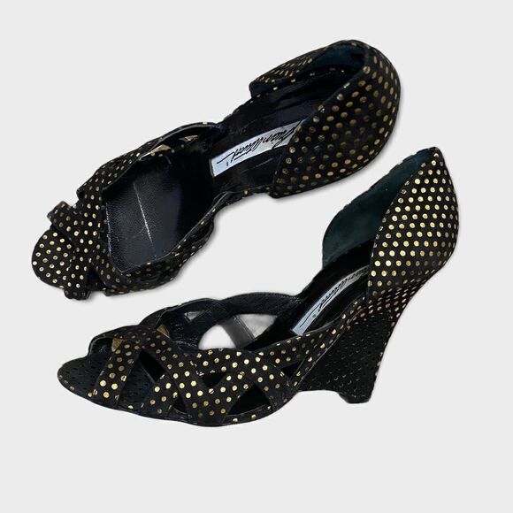 Brian Atwood Peep Toe Stiletto Wedge In Black With Gold Dots Size 35 - Picture 1 of 8